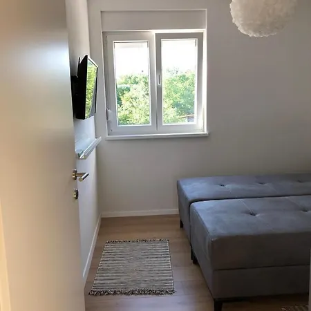 Vergotini With Pool Apartamento *